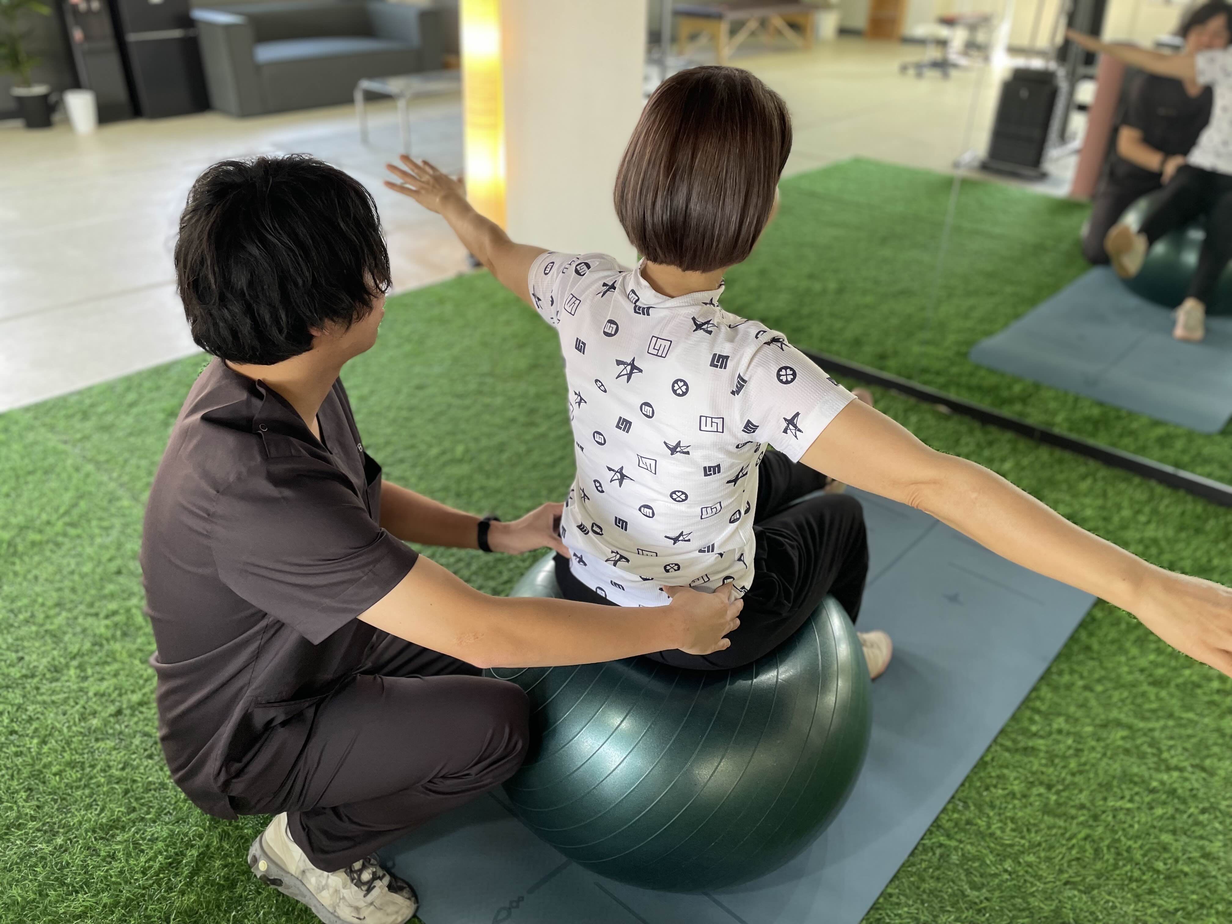 産後ダイエットを高槻で探すならココ！|マシン使い放題×整体×パーソナルトレーニングが選べるフィットネスジム